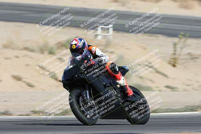 media/Nov-16-2025-Race Pace (Sun) [[8c5fa54630]]/Non Verified Riders (1st 20 Minutes)/2-Turn 10 (1010am)/